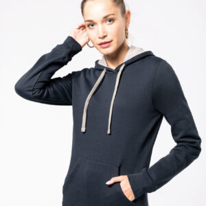 Damessweater met capuchon in contrasterende kleur - K465